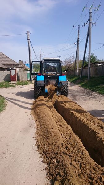 Continua lucrarile de reconstructie a 3,1 km retea de apeduct!