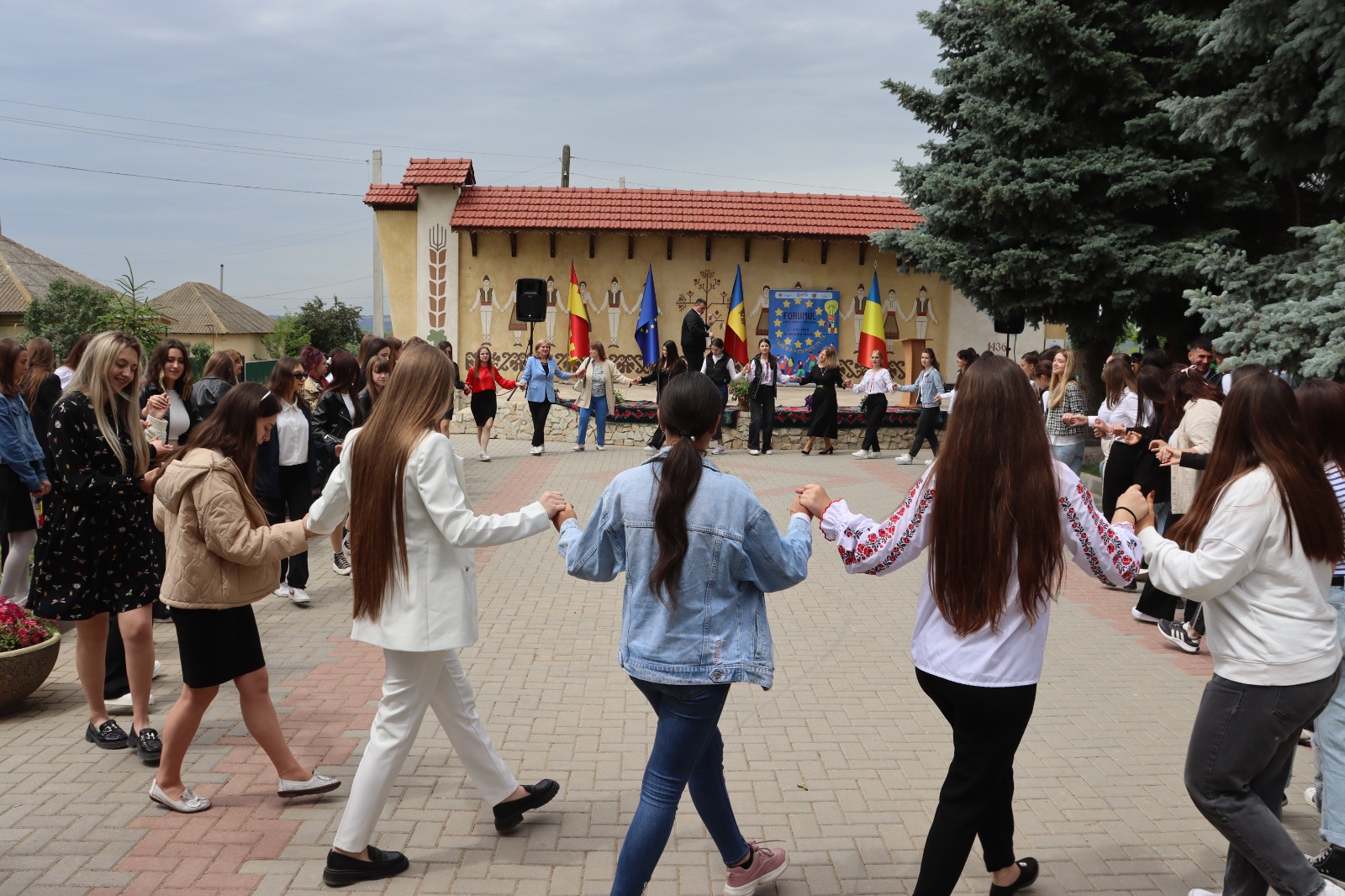 484467697_671066855438976_1836510814531422676_n