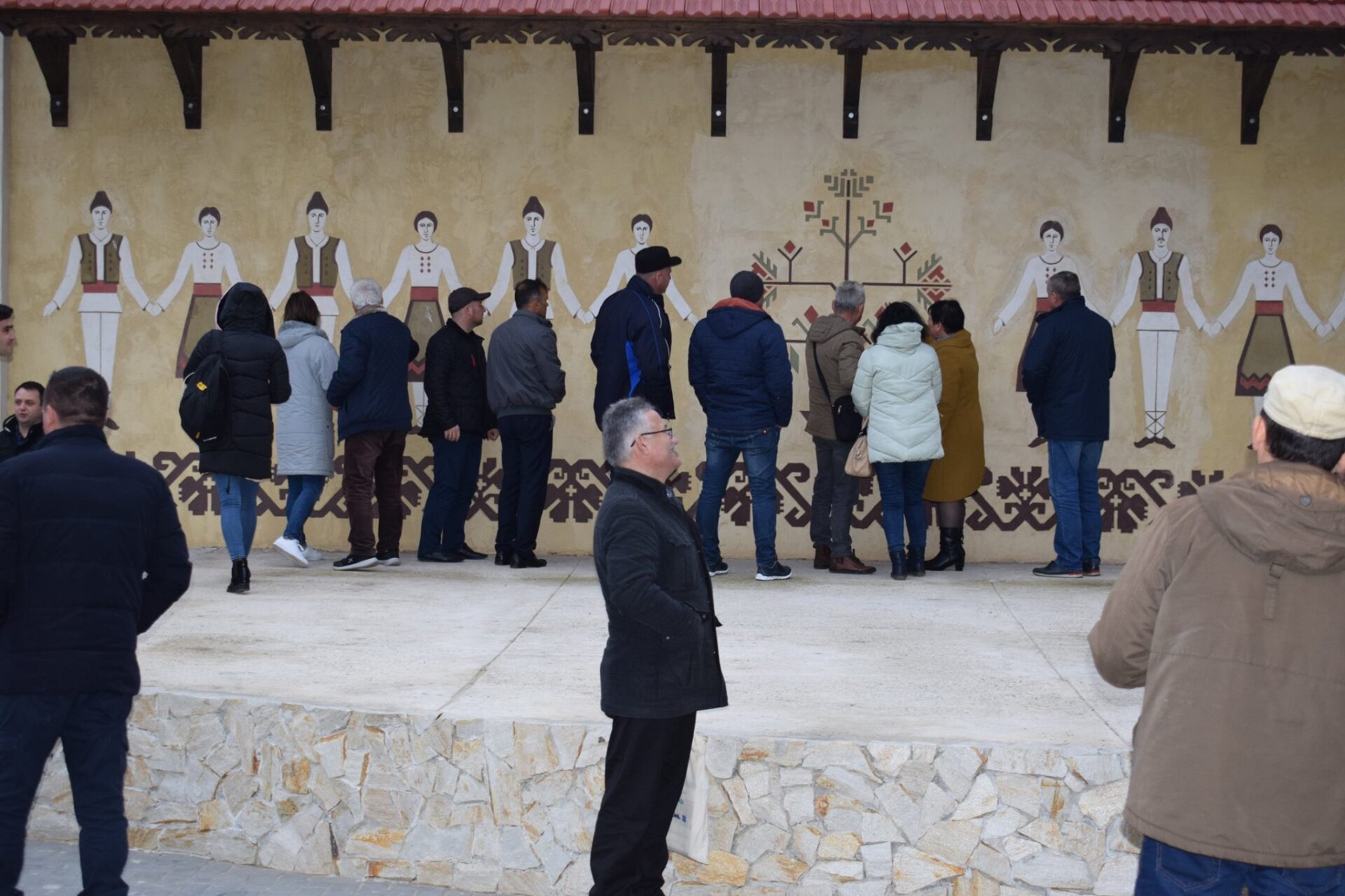 75366338_1183267368524833_2225128835576233984_n